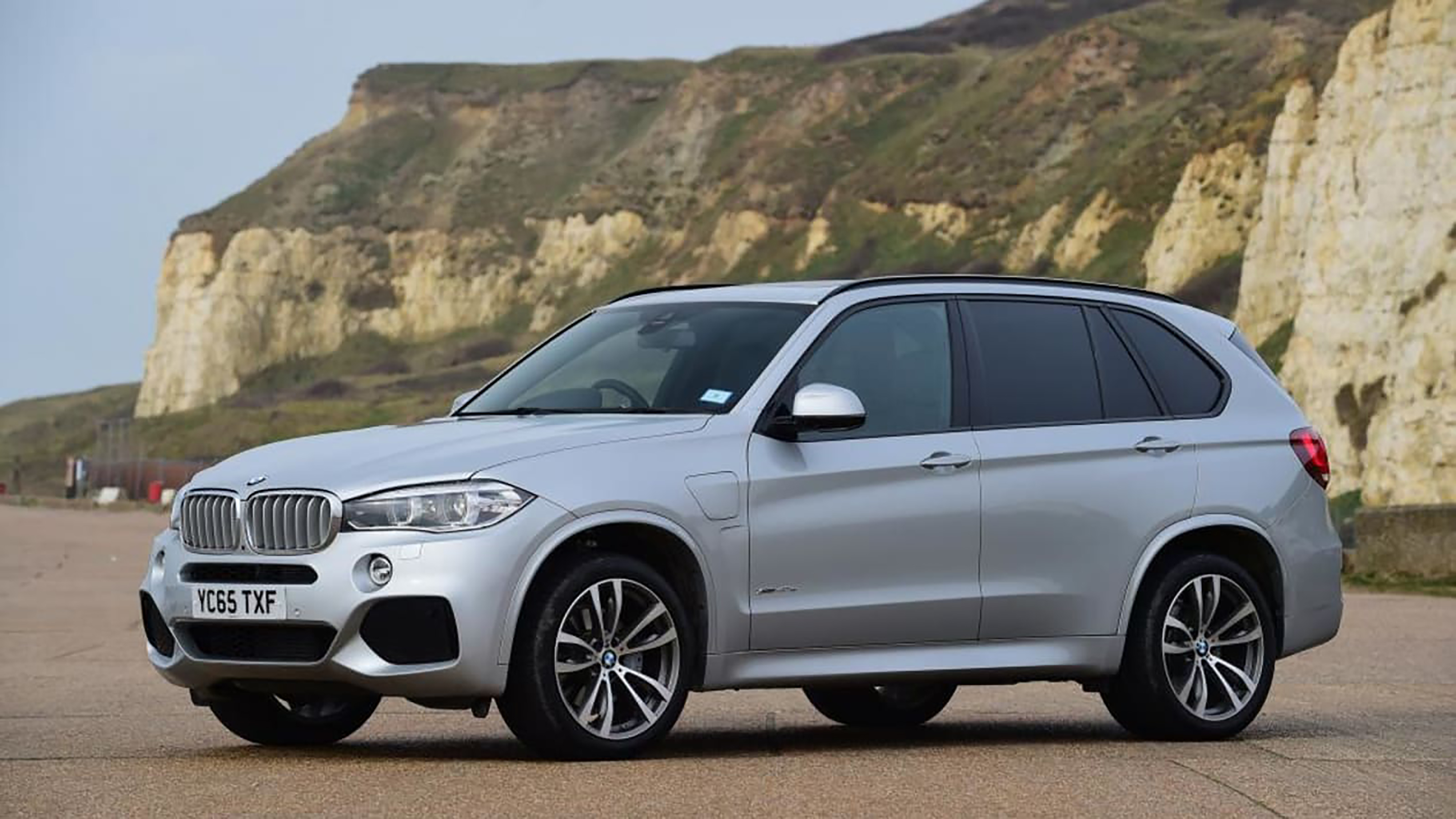 BMW X5 Mk3 - front