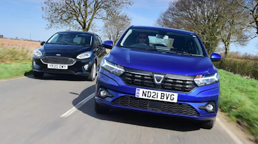 Dacia Sandero vs Ford Fiesta