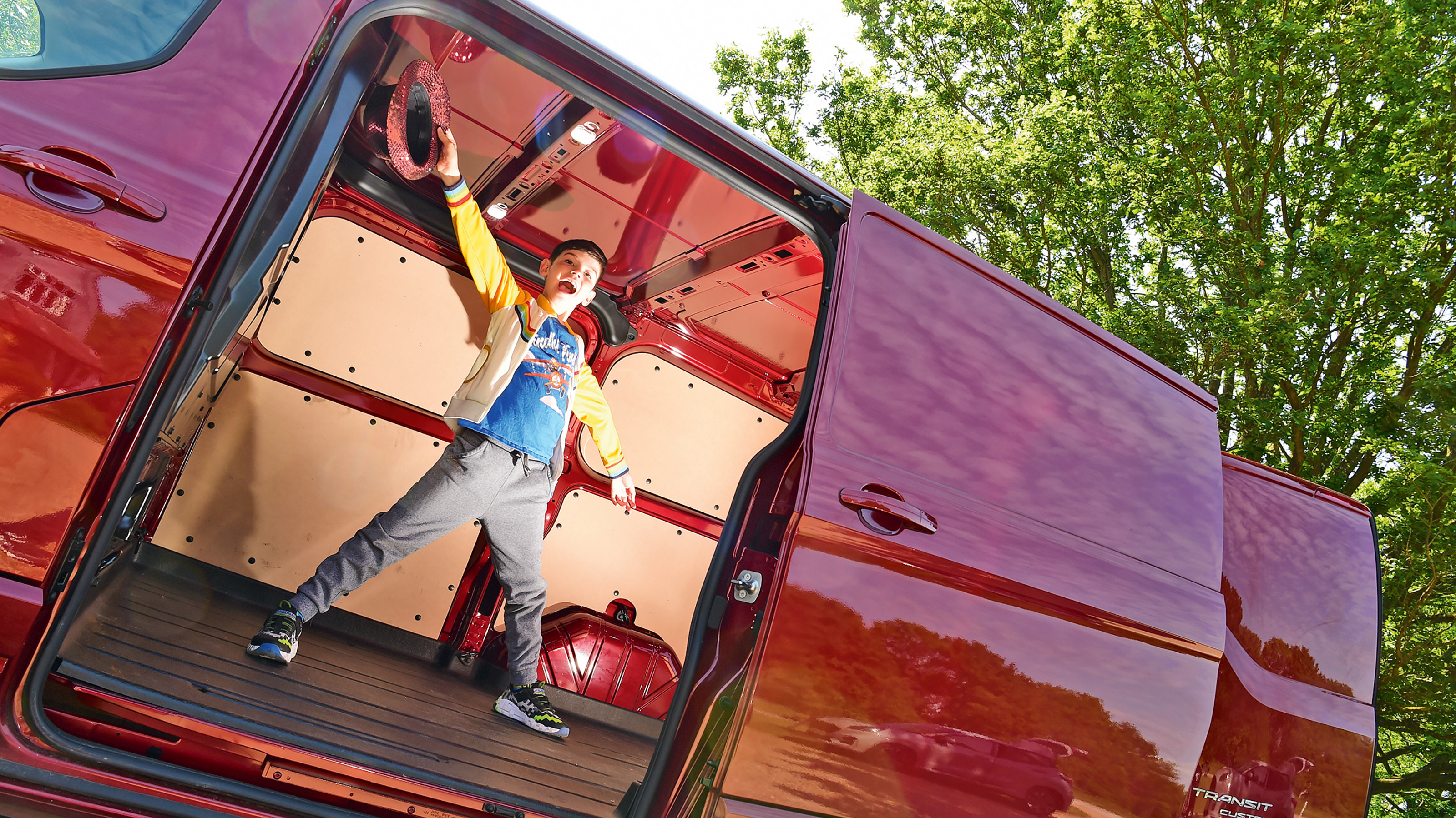 Ford Transit Custom PHEV - best long-term reviews 2021