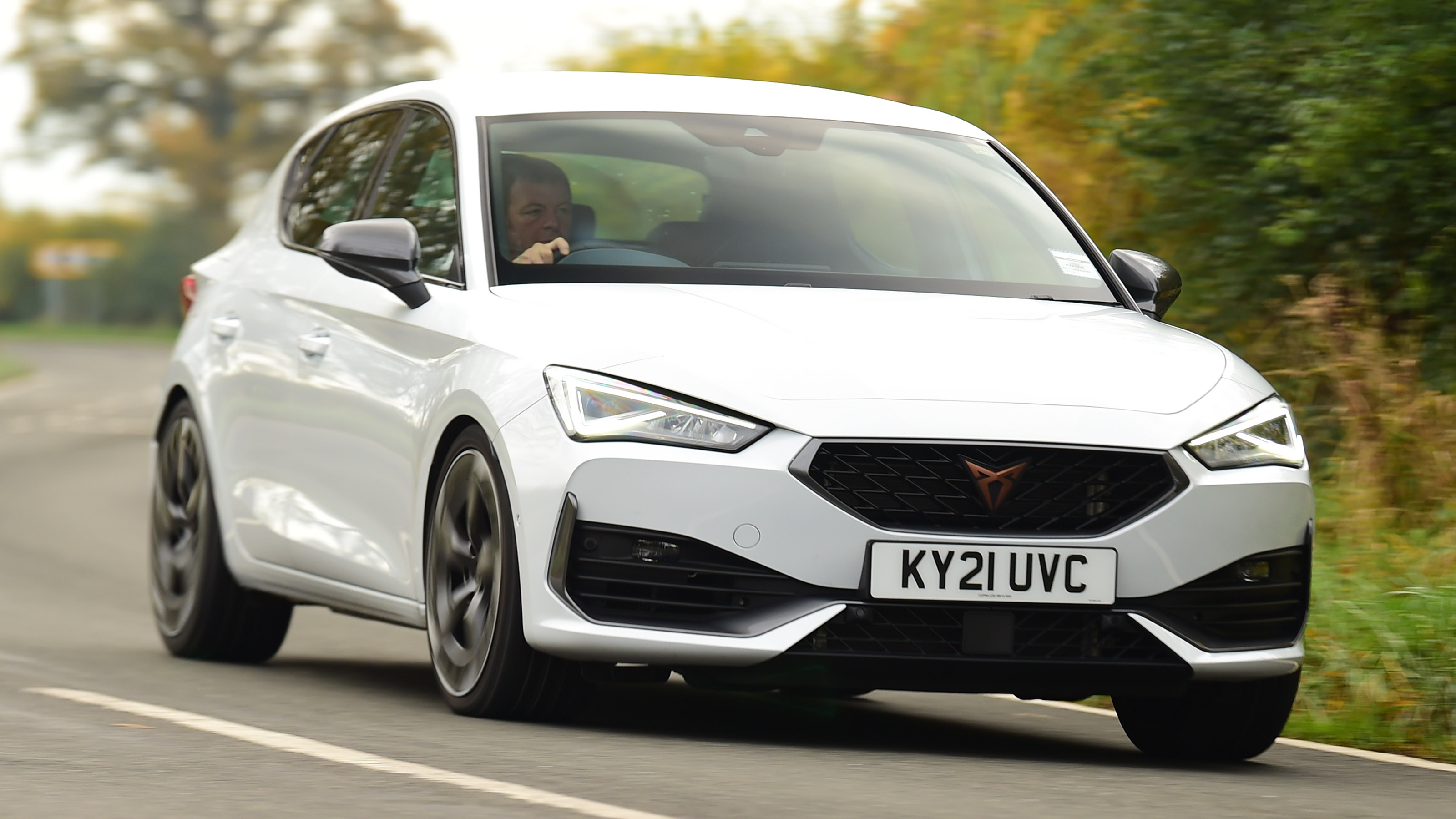Cupra Leon - front action