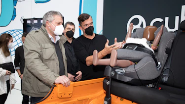 Cybex child car seat - showcase