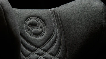 Cybex child car seat - logo