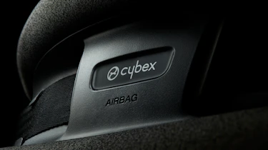 Cybex child car seat - badge