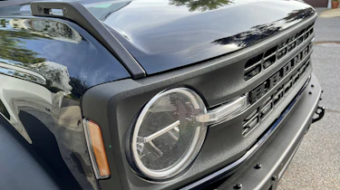 Ford Bronco - front light