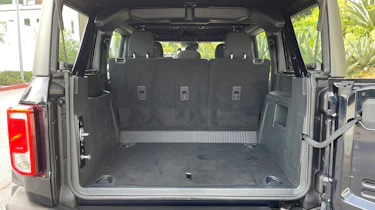 Ford Bronco - boot