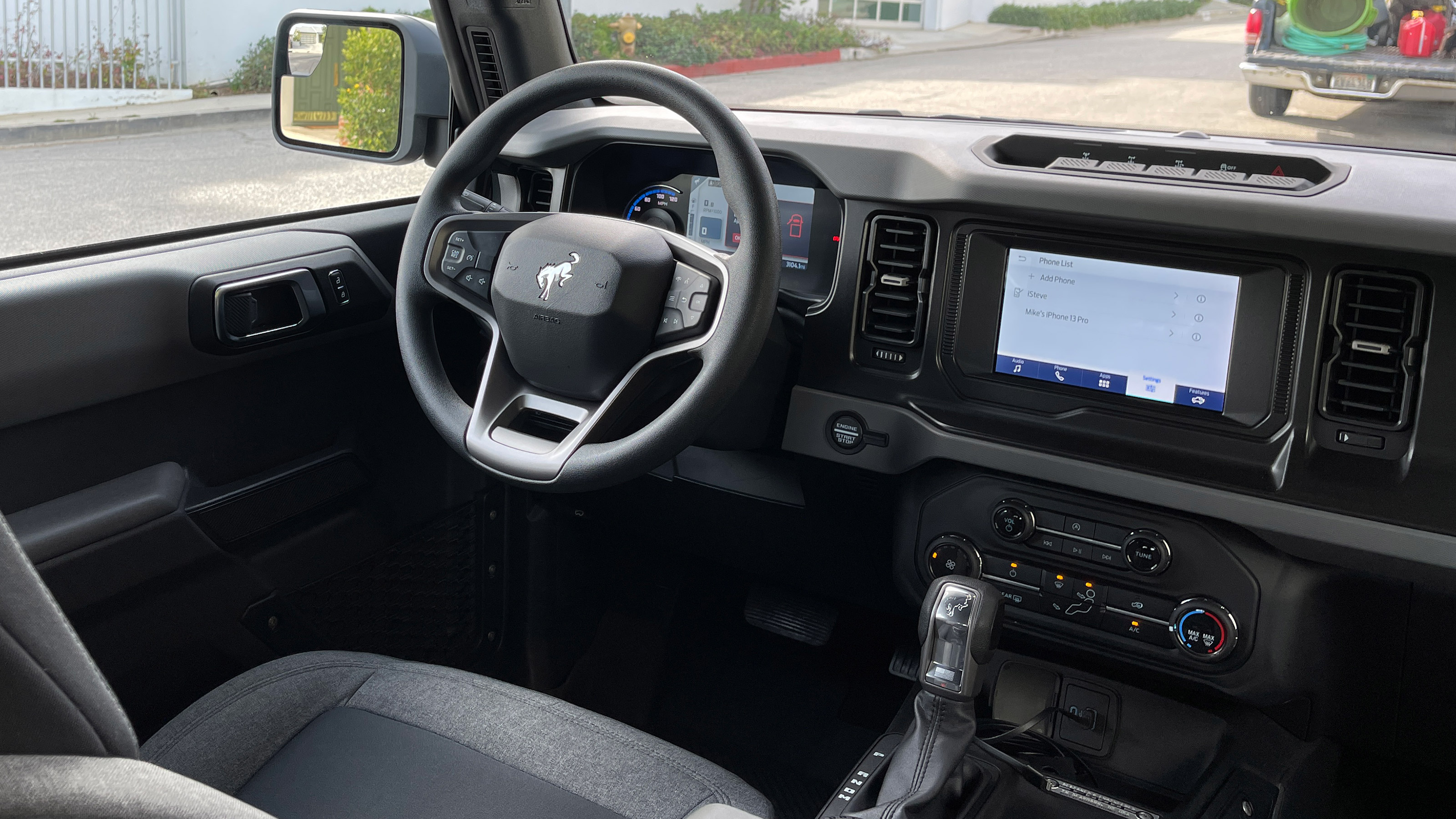 Ford Bronco - dash