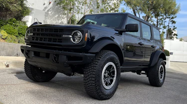 Ford Bronco - front static