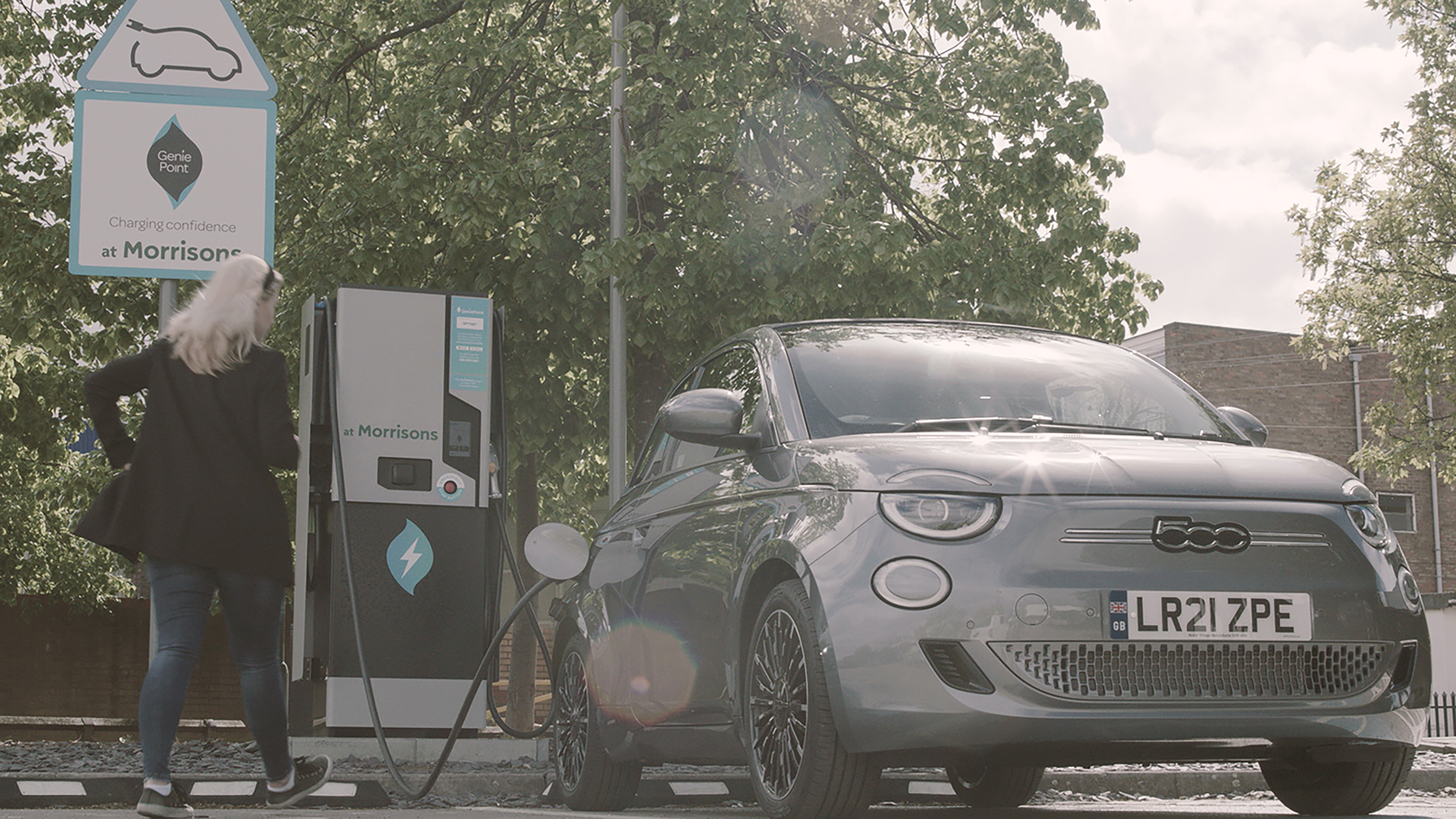 Geine Point charger