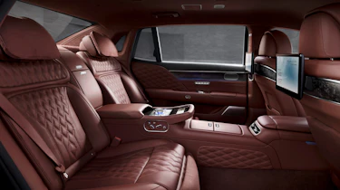 Genesis G90 - interior