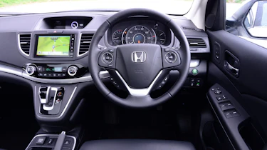 Honda CR-V Mk4 - interior