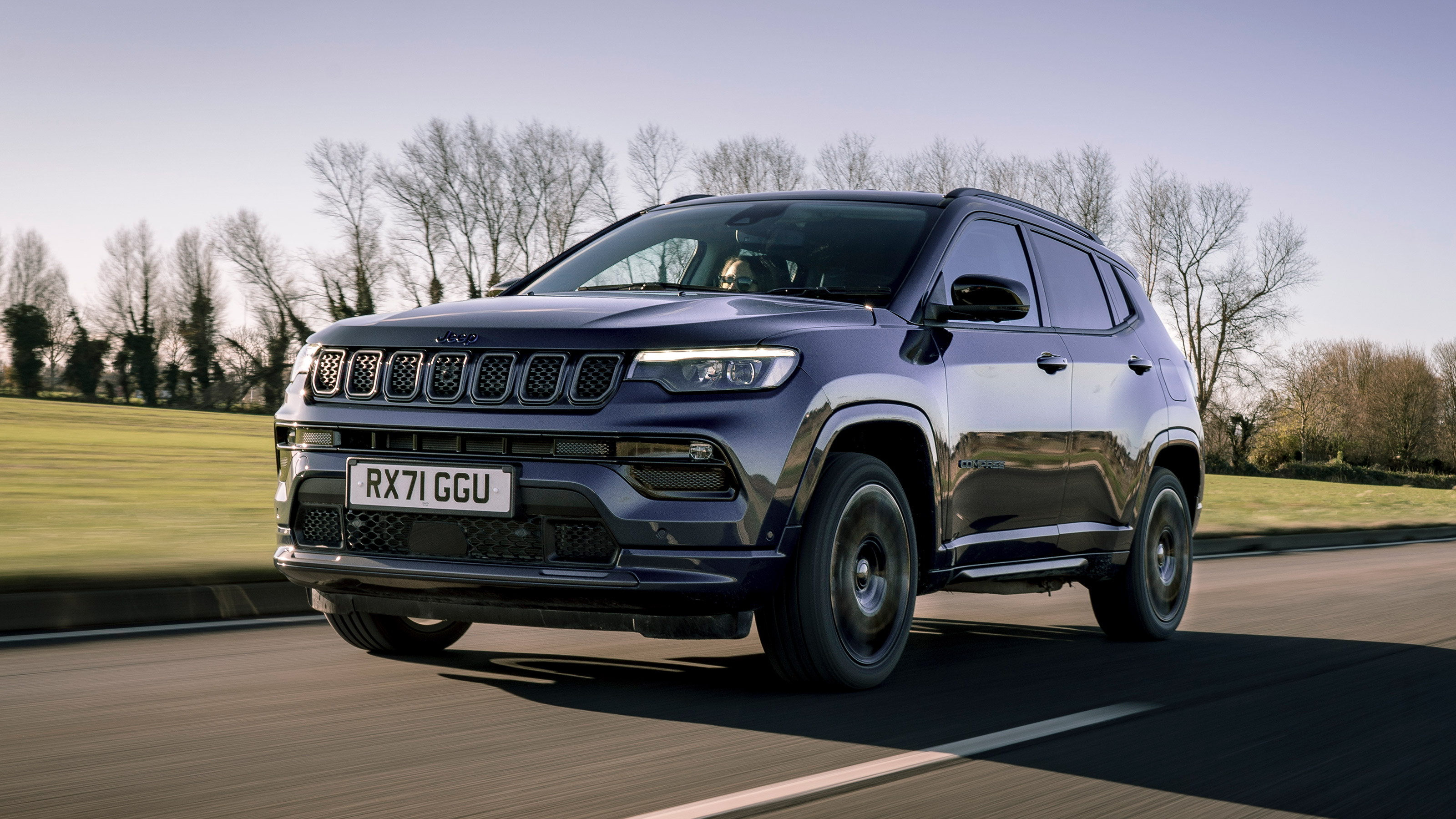 Jeep Compass 4xe - front tracking