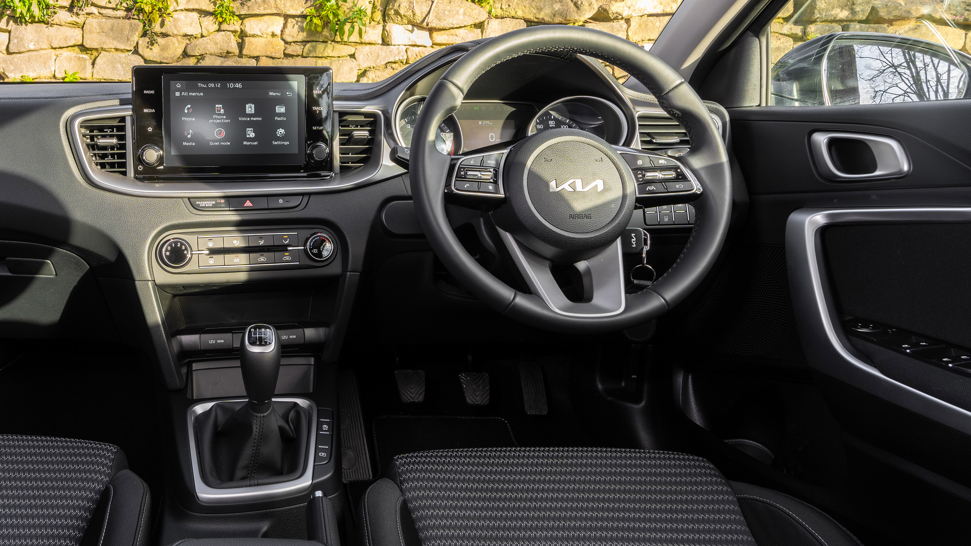 Kia Ceed - dash
