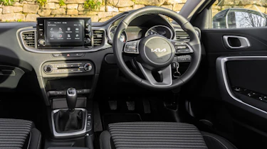 Kia Ceed - dash