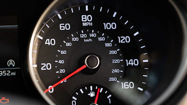 Kia Ceed - dials