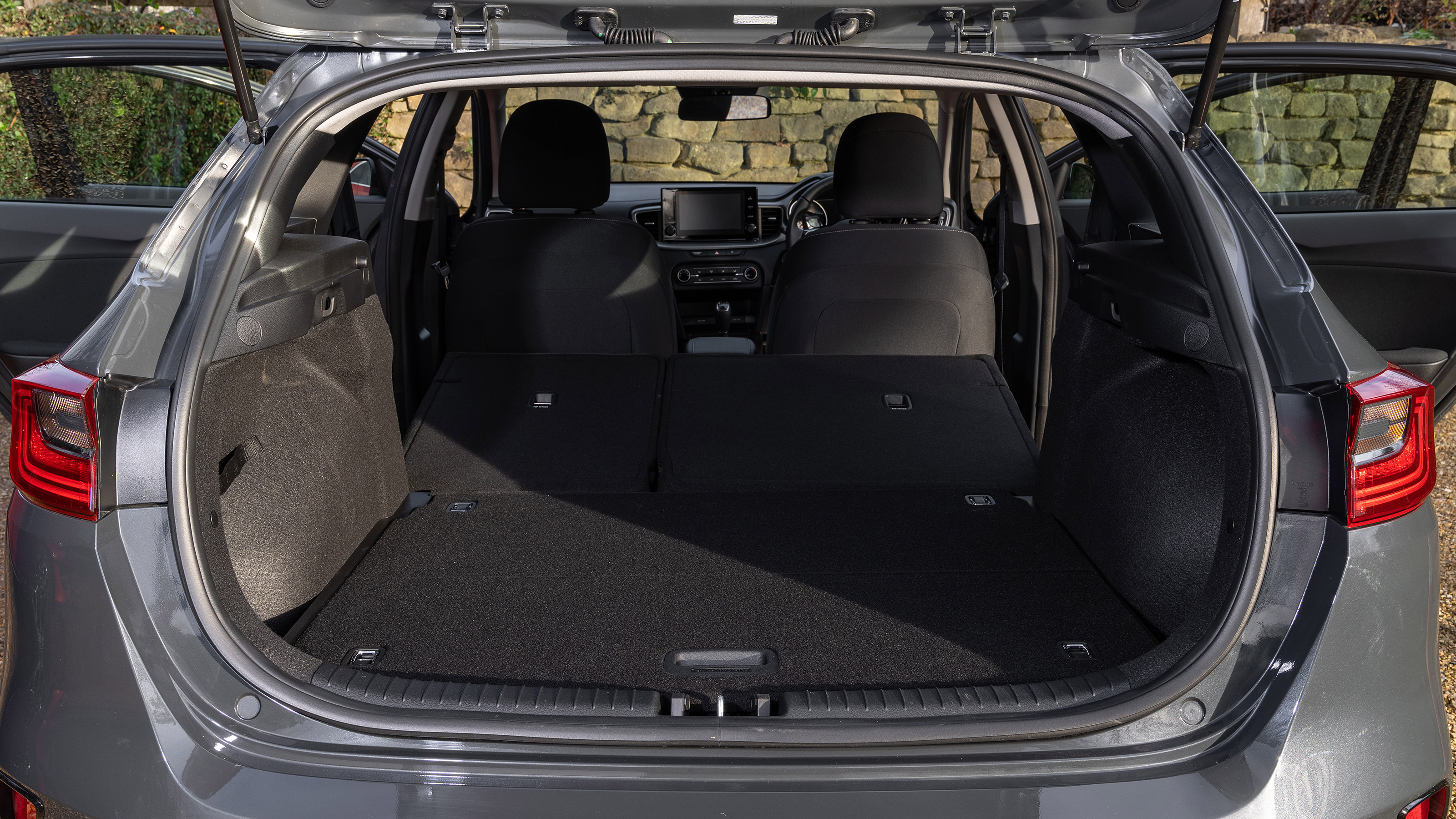 Kia Ceed - boot seats down