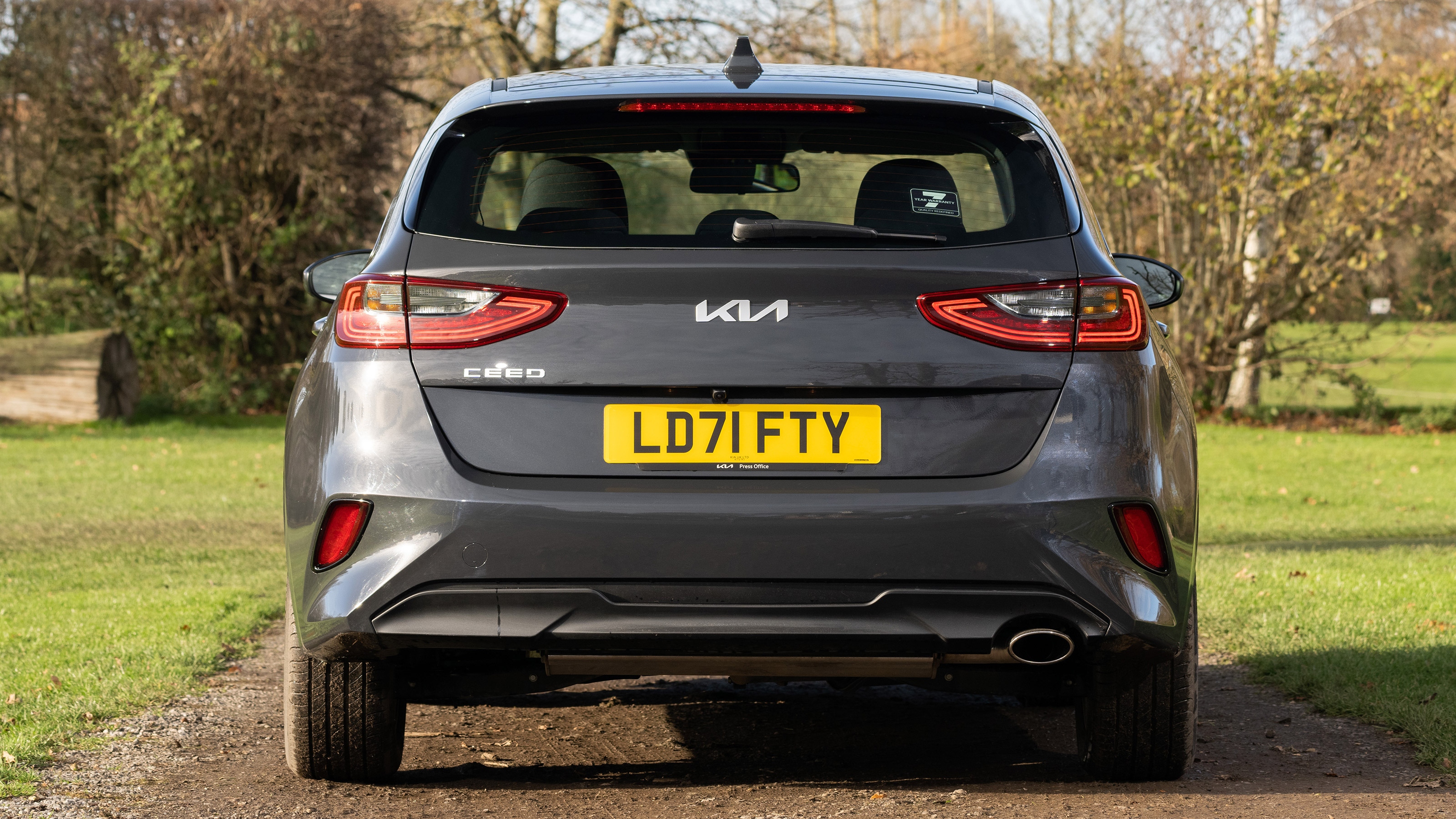 Kia Ceed - full rear static