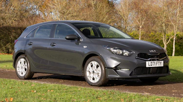 Kia Ceed - front static