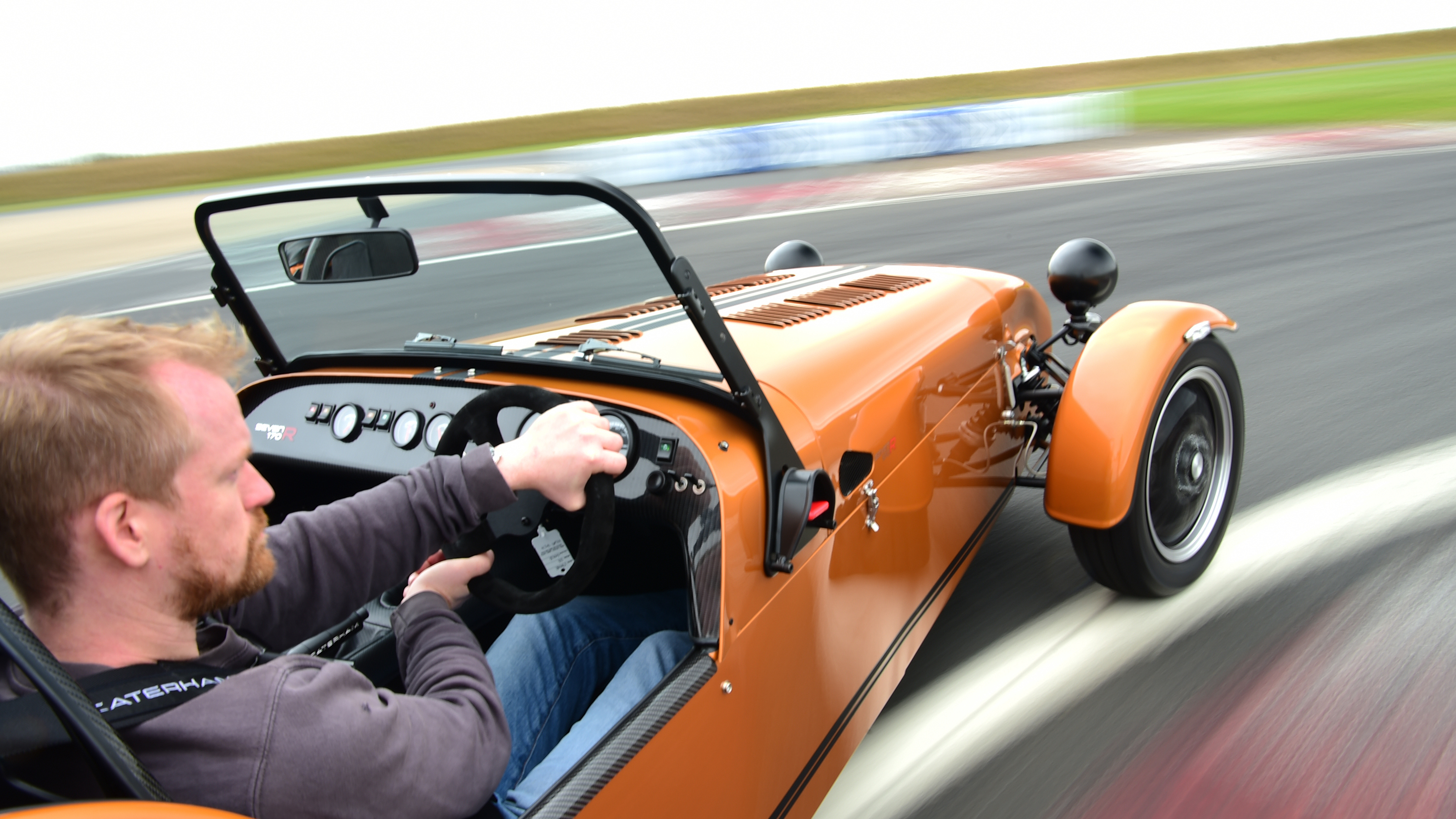 Caterham 170R - cornering