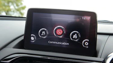 Mazda MX-5 - screen
