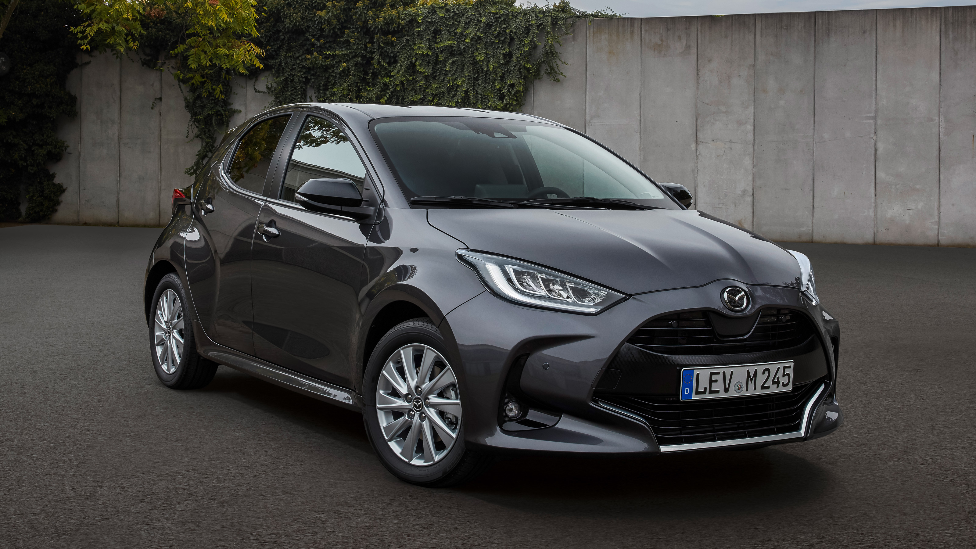Mazda 2 Hybrid