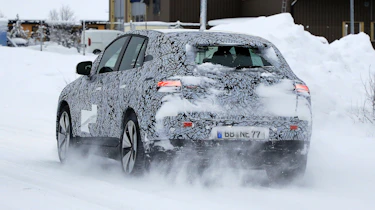 Mercedes EQE SUV - rear