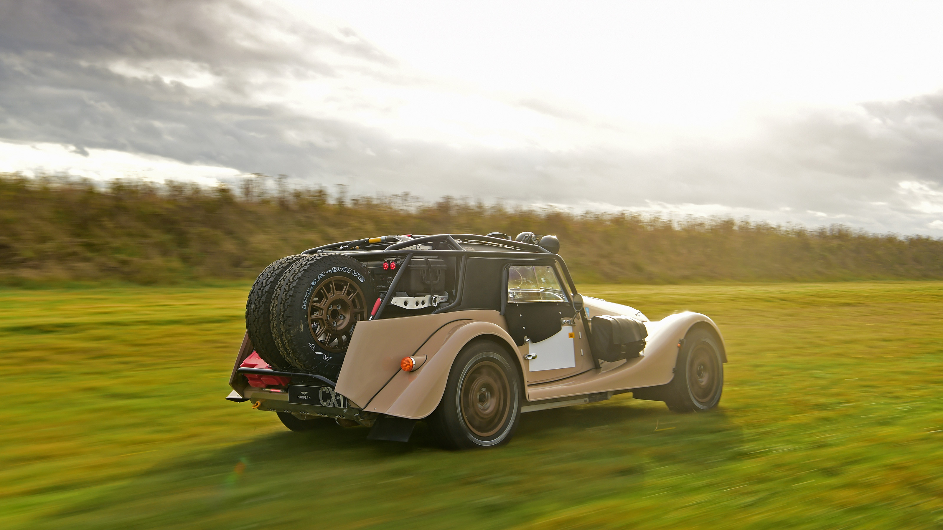 Morgan Plus Four CX-T - rear tracking
