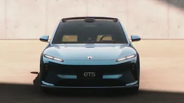 NIO ET5 - front