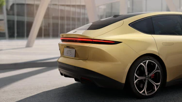 NIO ET5 - rear