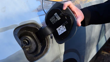 Nissan Qashqai long termer - first report filler cap