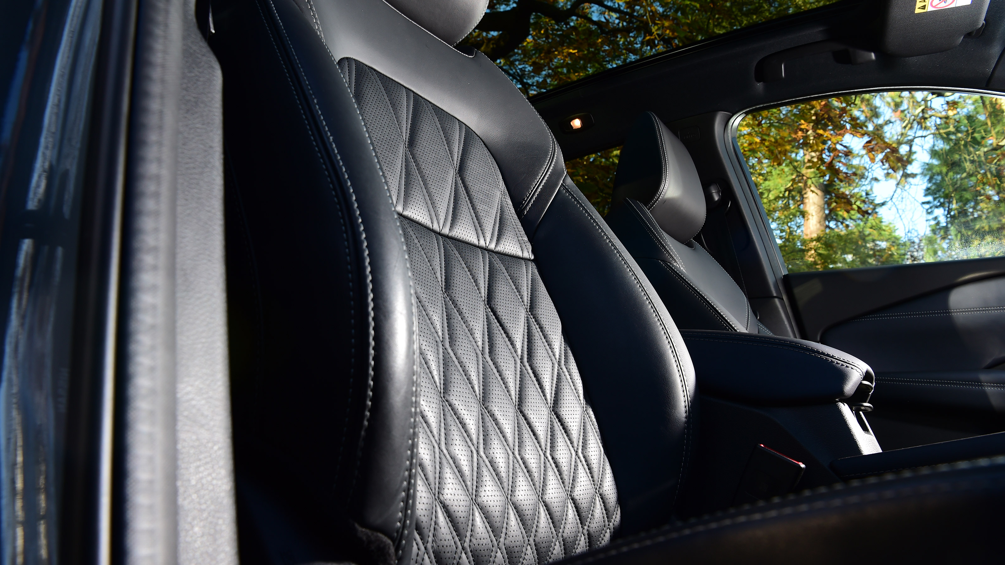 Nissan Qashqai long termer - first report seat detail