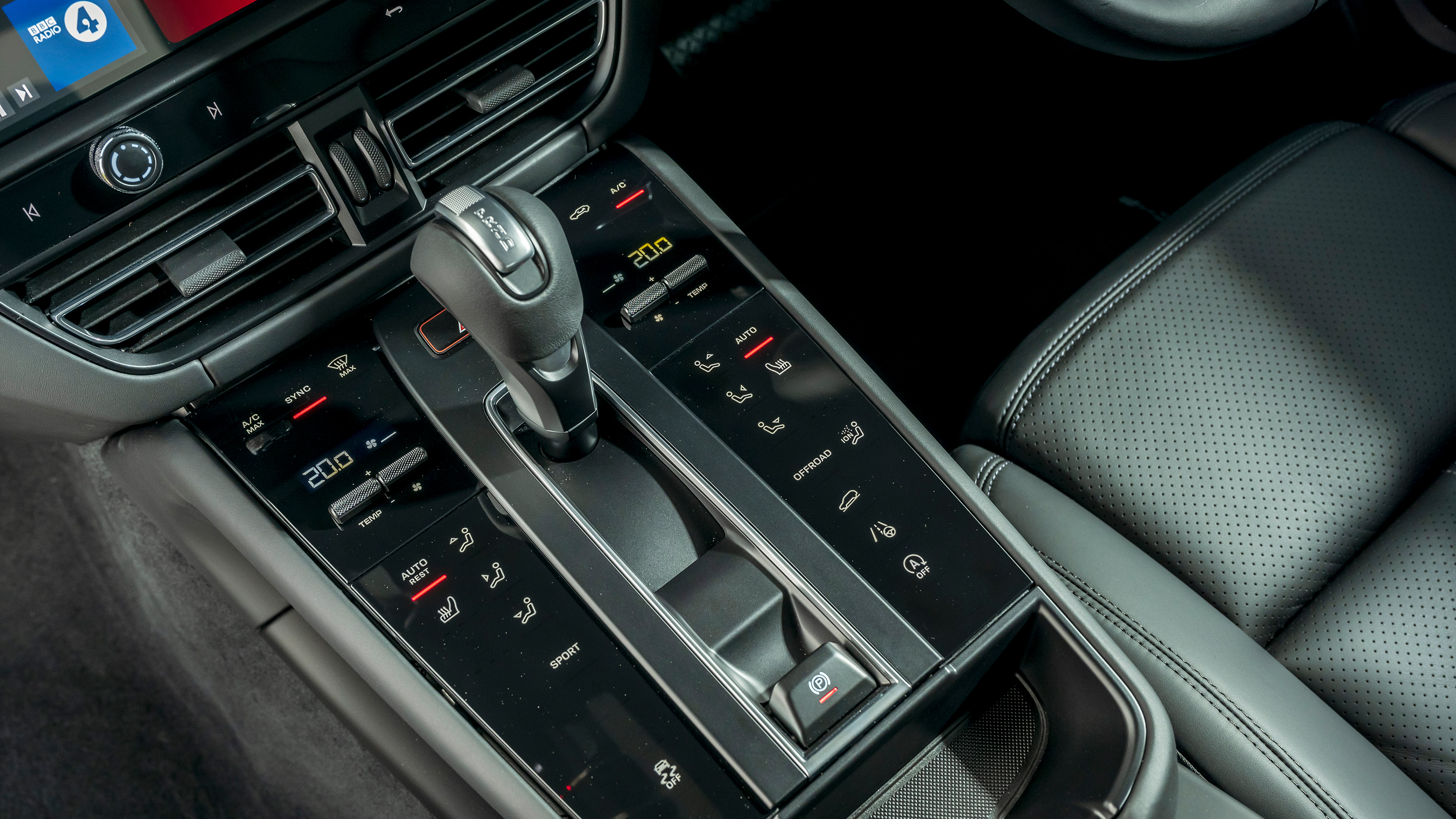 Porsche Macan 2.0 2022 - controls