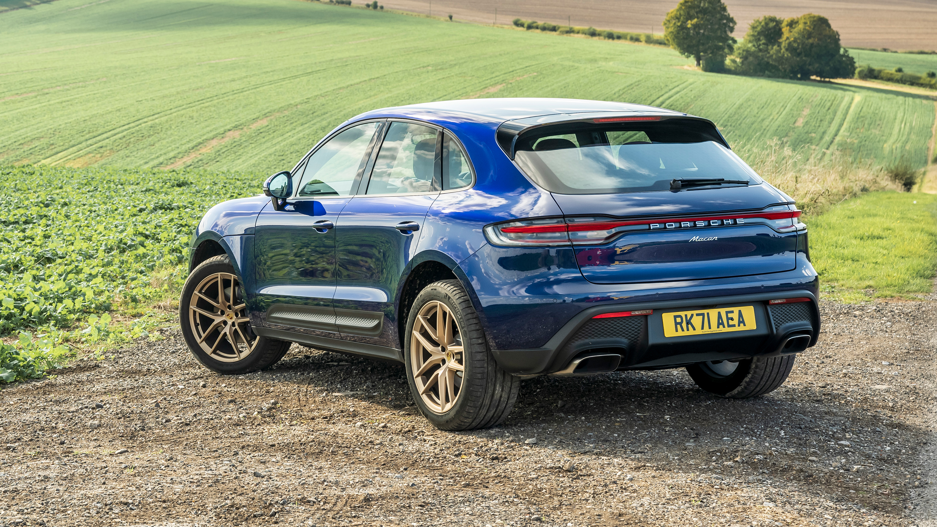 Porsche Macan 2.0 2022 - rear