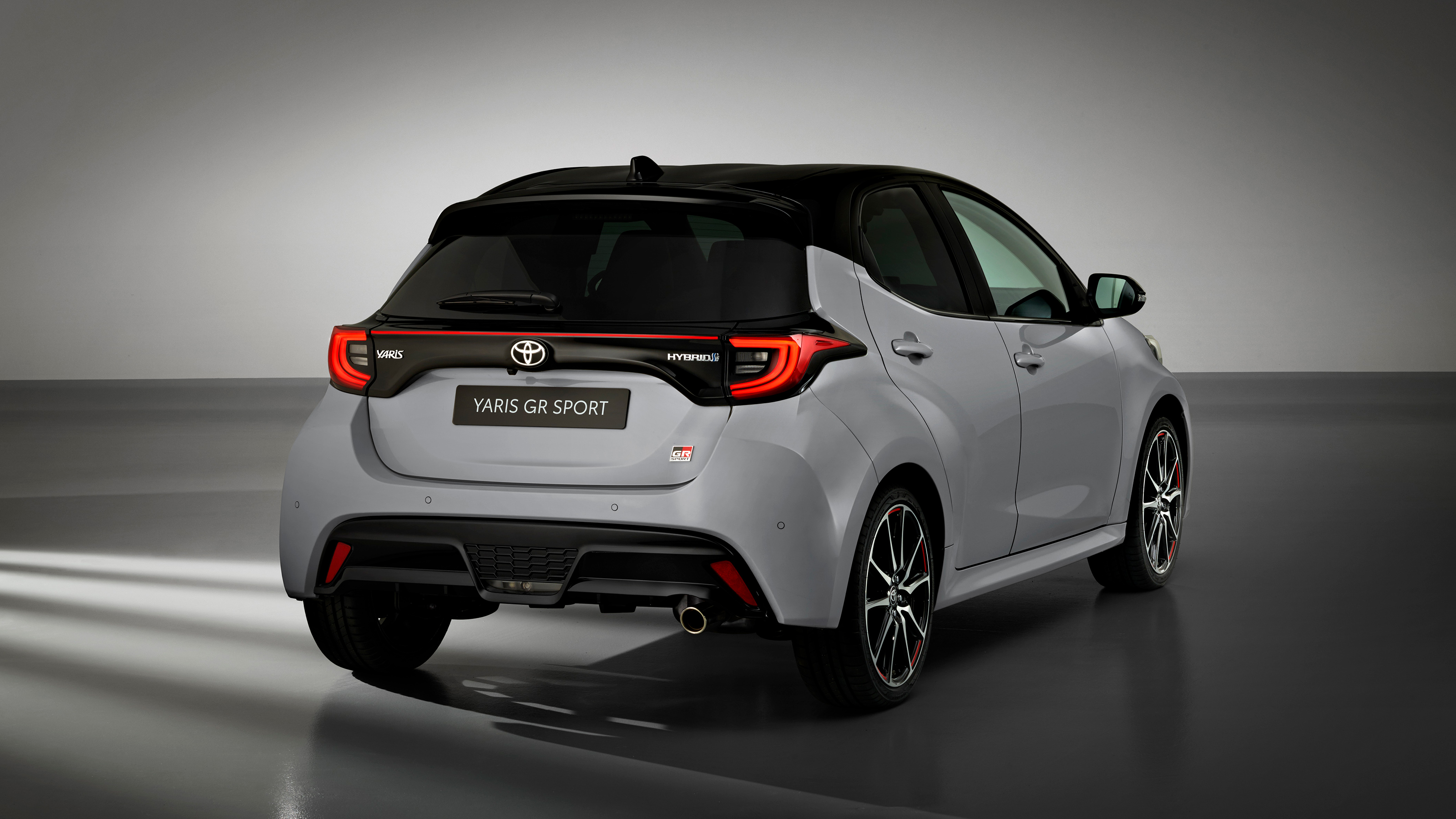 Toyota Yaris GR Sport - rear
