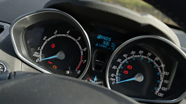 Used Ford Fiesta Mk7 - dials