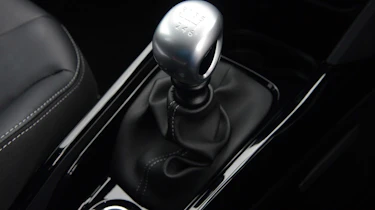 Used Peugeot 2008 Mk1 - transmission
