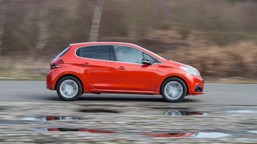 Used Peugeot 208 Mk1 - side