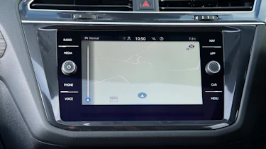 Volkswagen Tiguan Allspace - sat-nav