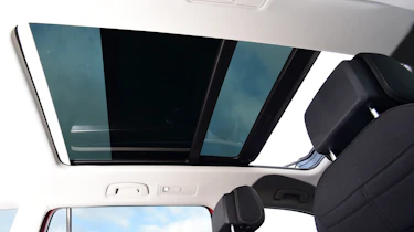 Volkswagen Tiguan Allspace - roof