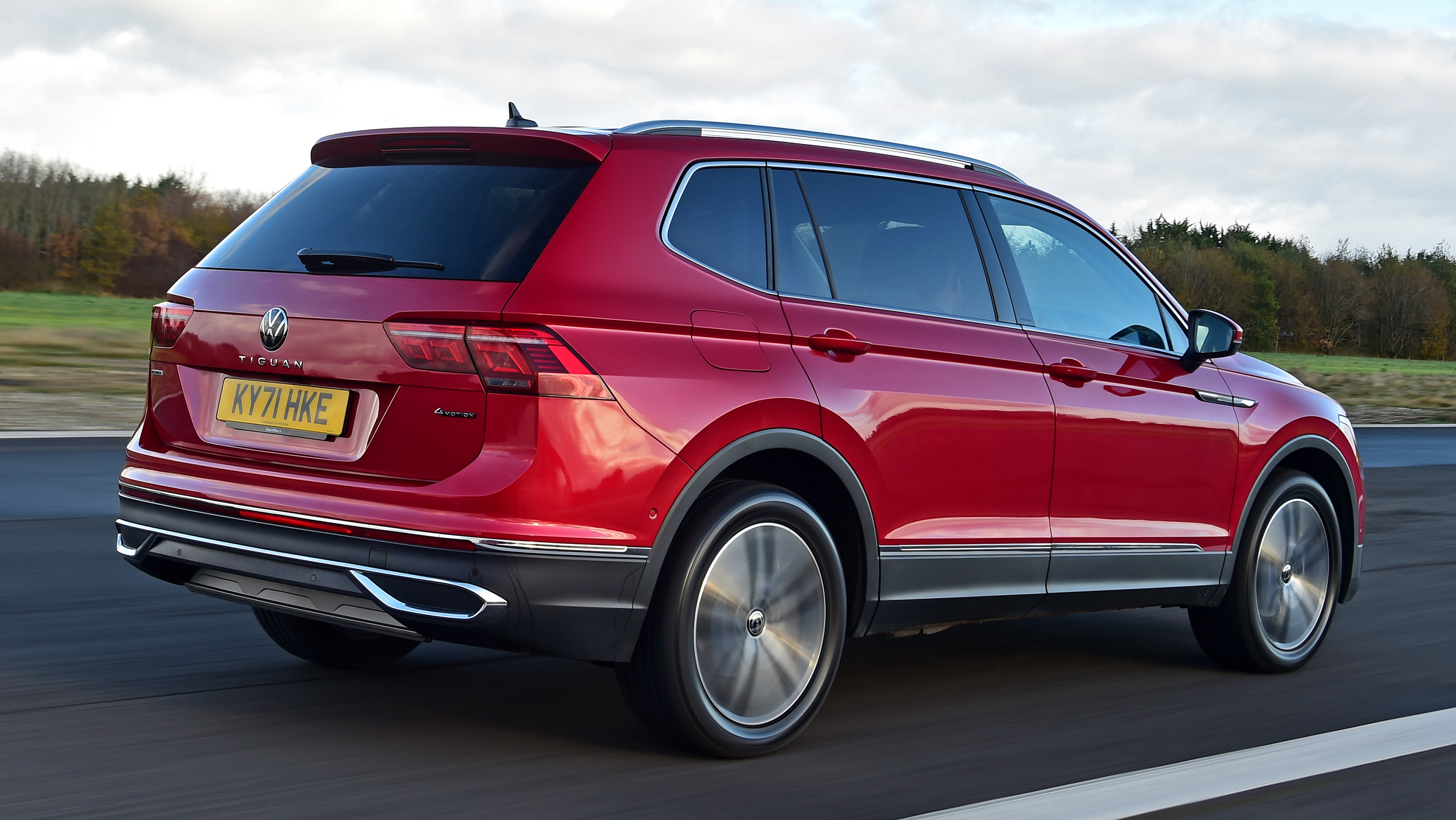 Volkswagen Tiguan Allspace - rear