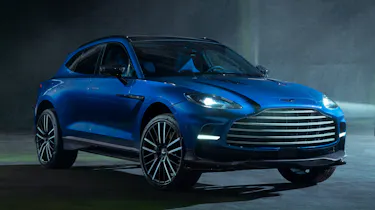 AstonMartin DBX707