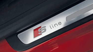 Audi A5 - sill