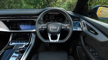 Audi Q8 PHEV - interior