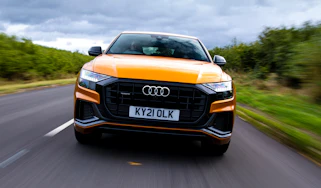 Audi Q8 PHEV - front
