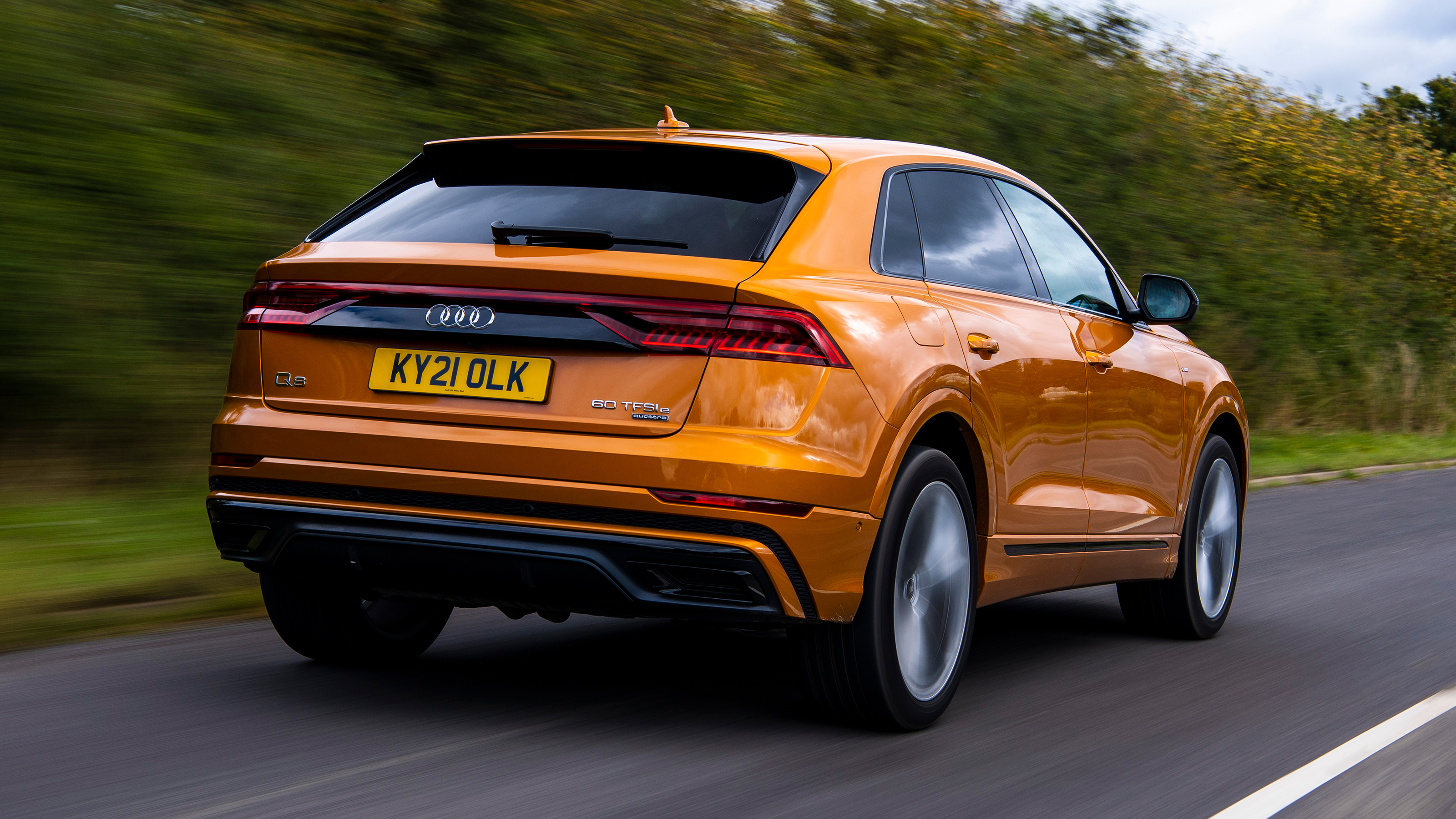 Audi Q8 PHEV - rear
