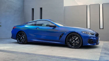 BMW 8 Series facelift 2022 - coupe side