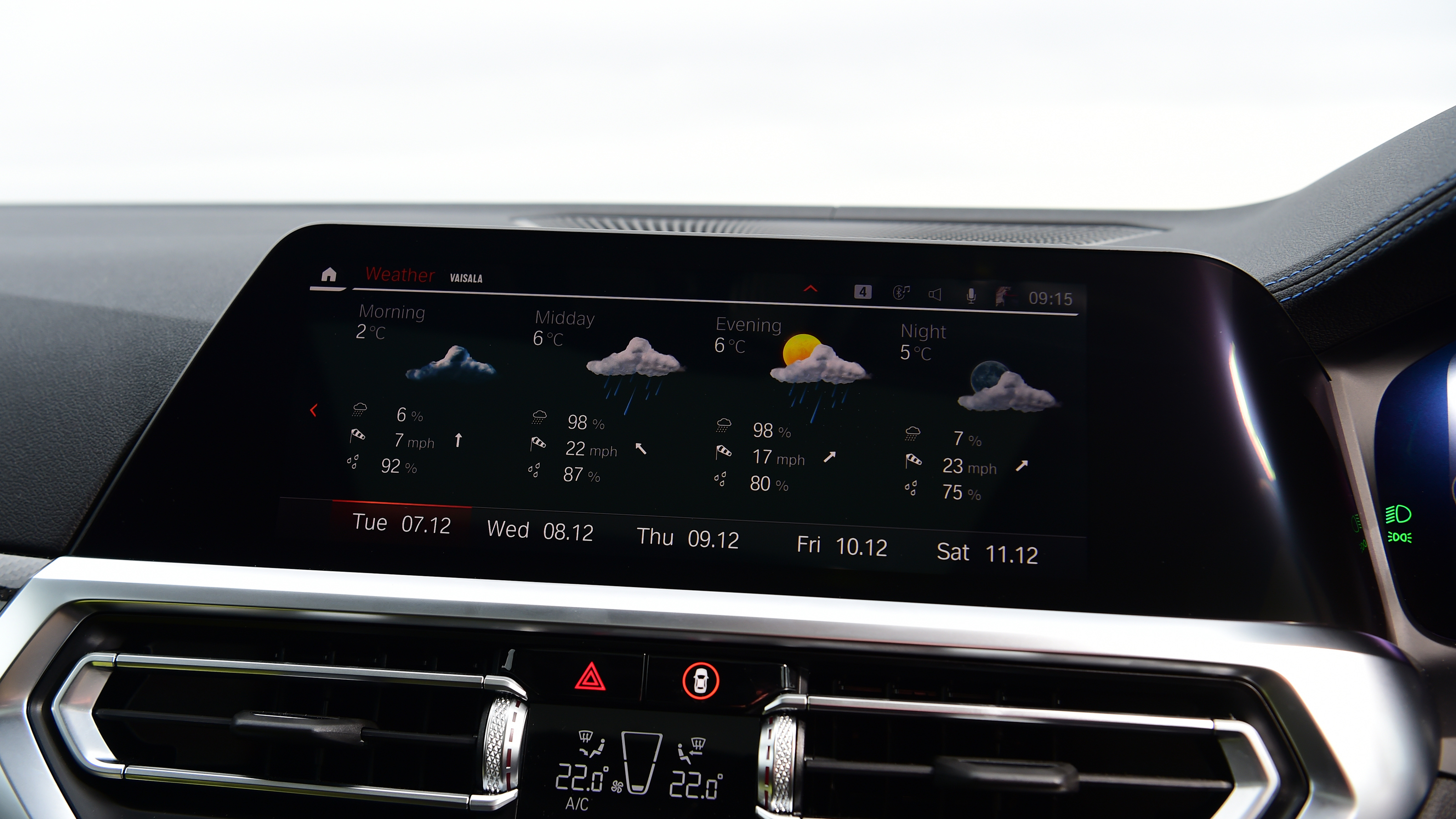 BMW M440i xDrive - screen