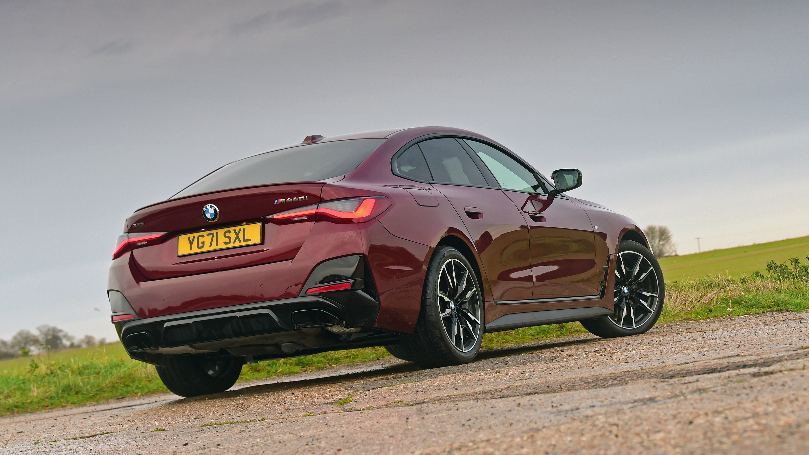 BMW M440i xDrive - rear static