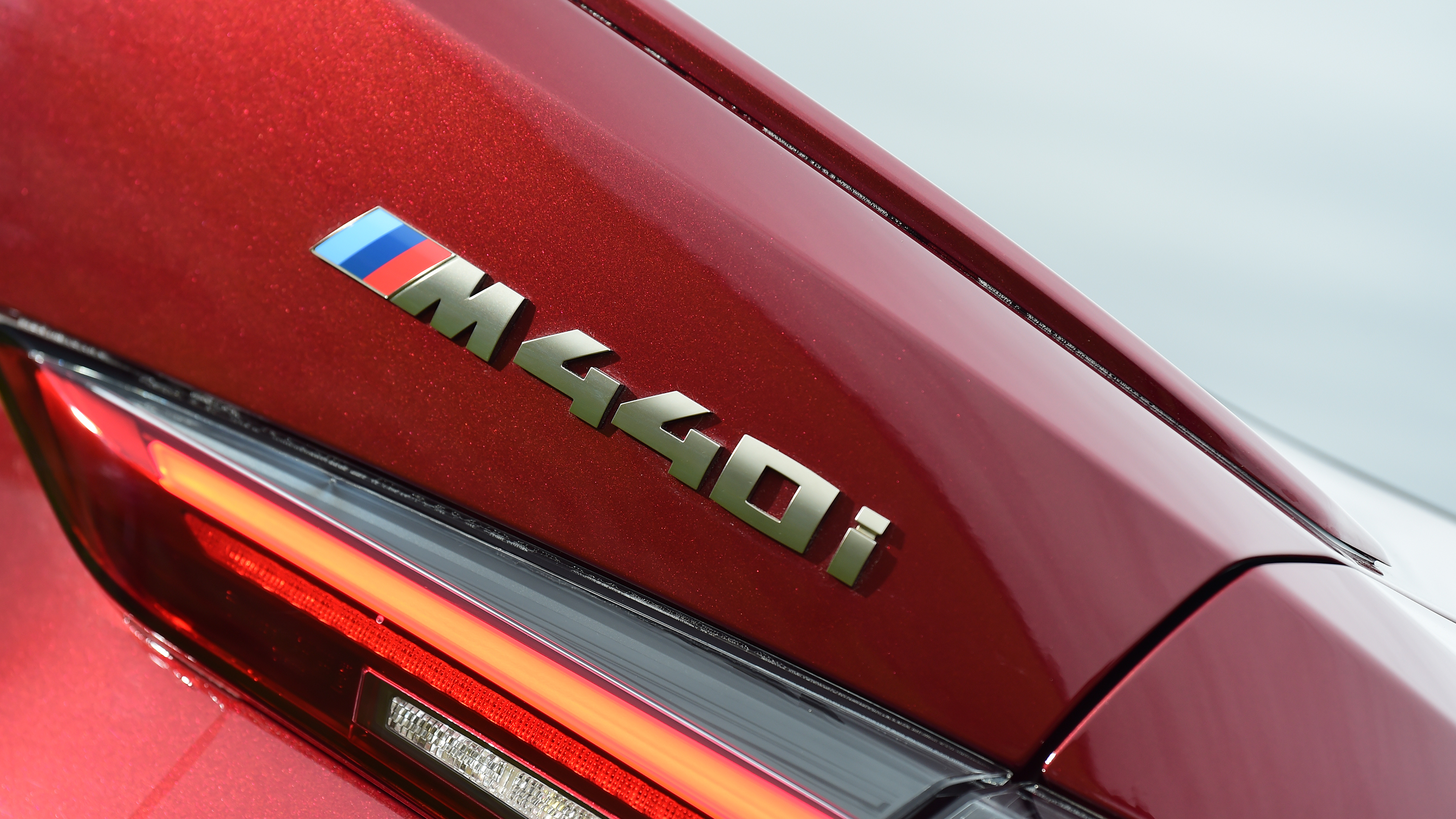 BMW M440i xDrive - badge
