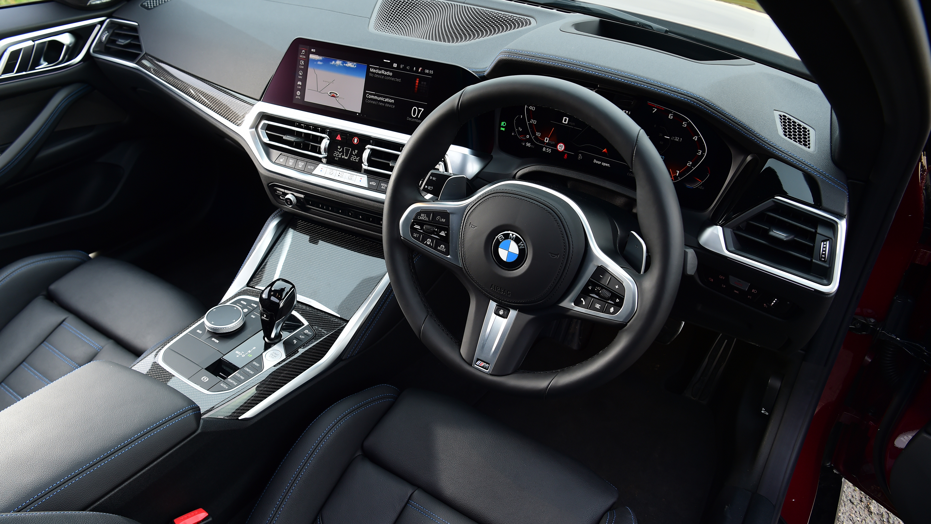 BMW M440i xDrive - interior