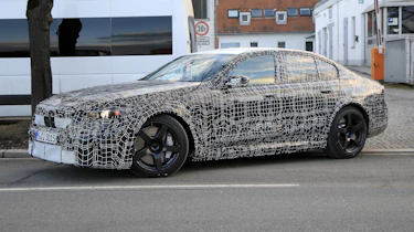 BMW M5 2024 - side
